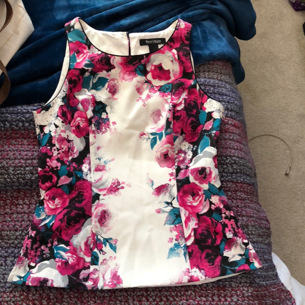 White House Black Market Floral Tank